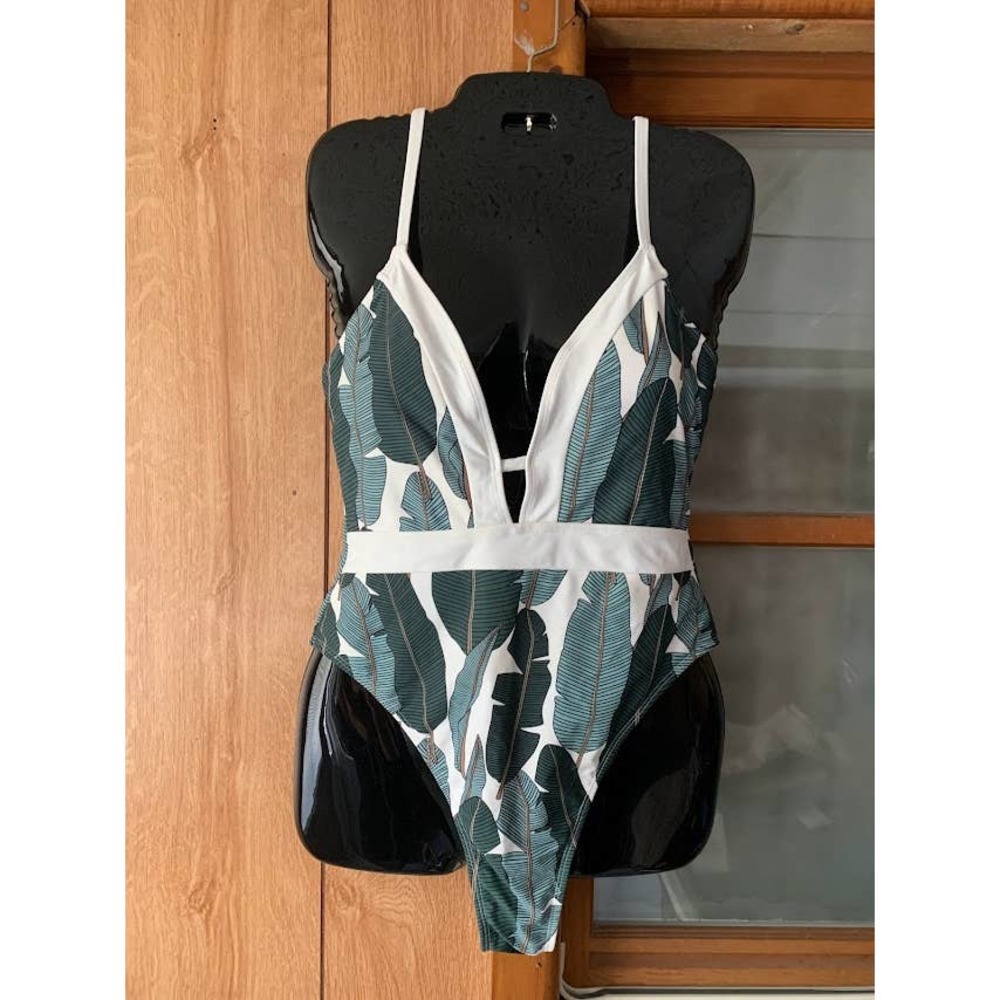 NWOT Renaur swimsuit size M strappy one piece lowcut leaf green floral